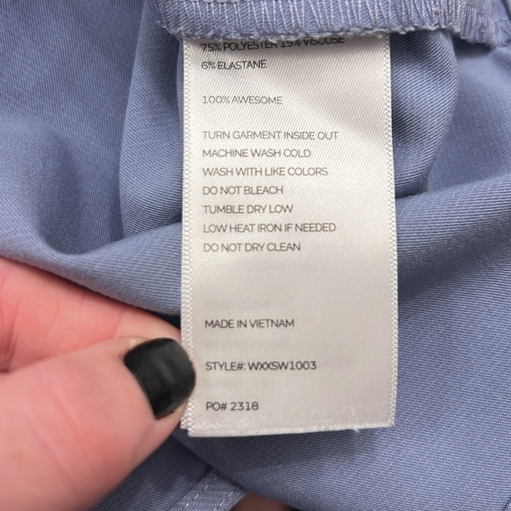 Figs Rafaela Oversized Scrub Top - Picture 7 of 7